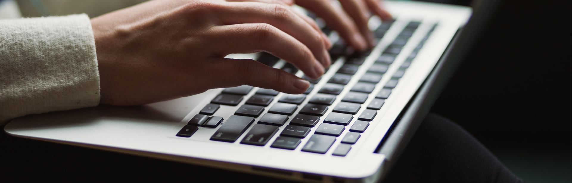 צרו עימנו קשר צרו עימנו קשר